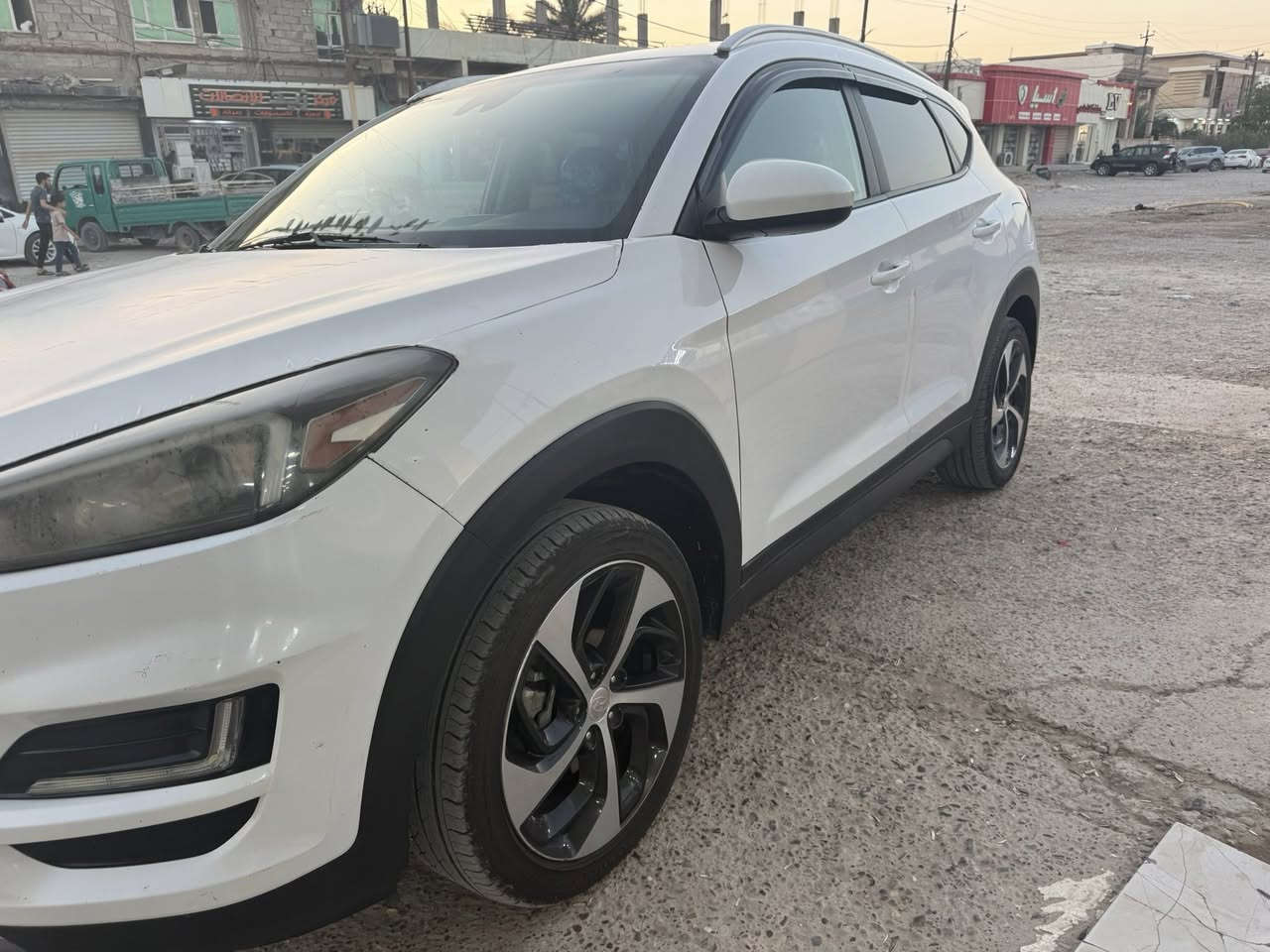 هونداي توسان 2020 وارد امريكي رقم صلاح الدين ماشيه 102ميل شرط التحويل محرك كير تبريد تدفئة صدر تخم تاير ايرباك سليم كلها بشرط حادث سرقه العنوان سامراء السعر 163$ او بيها مجال رقم التلفون ***********
رابط التقرير 
https://bid.cars/en/lot/1-59498400/2020-Hyundai-Tucson-KM8J2CA4XLU242370
