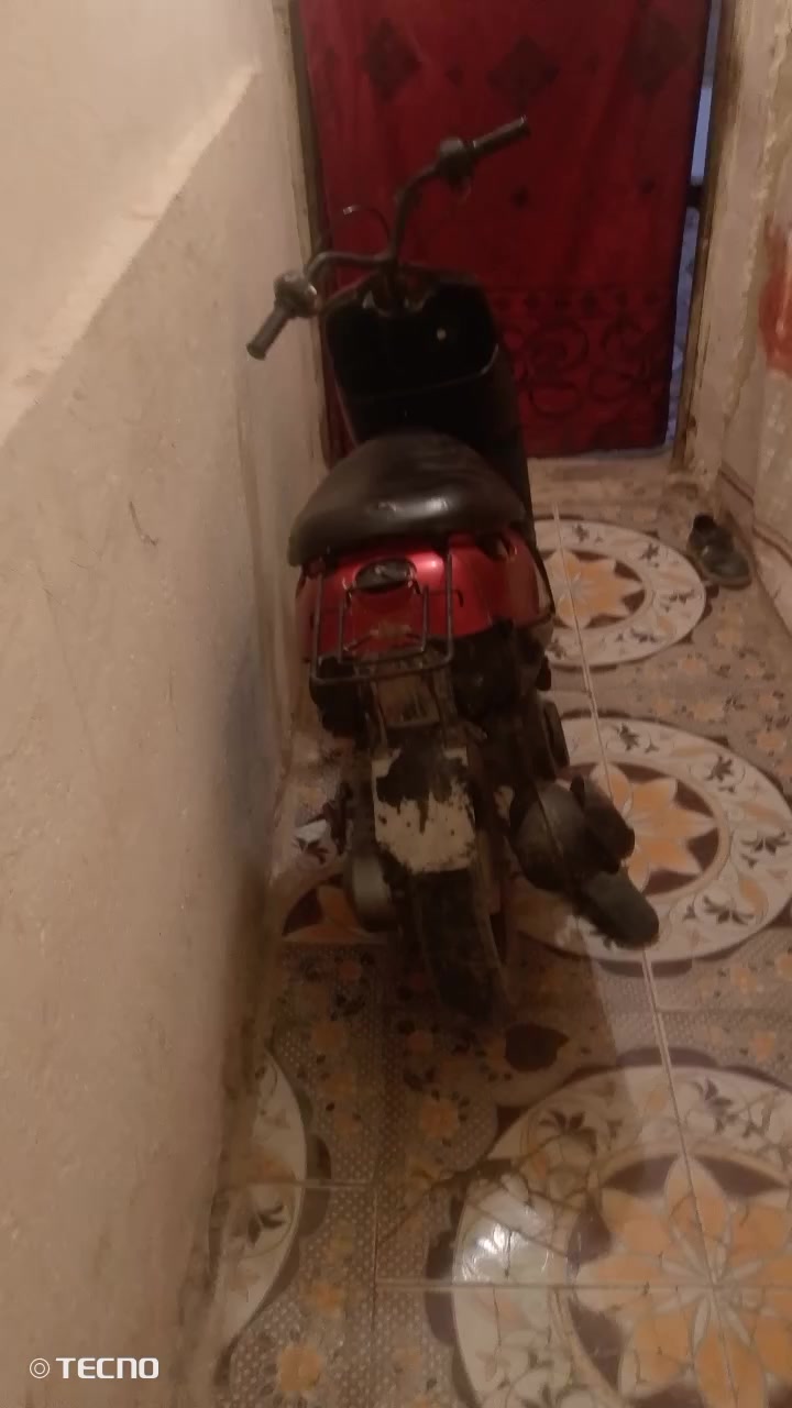 اسلام عليكم دراجه للبيع نضيفه حيل محرك مكفول سعره 95 شراي يطب خاص


**إذا كنت صاحب هذا الإعلان وتريد حذفه لأي سبب، رجاءا أرسل رسالة إلى الدعم الفني**