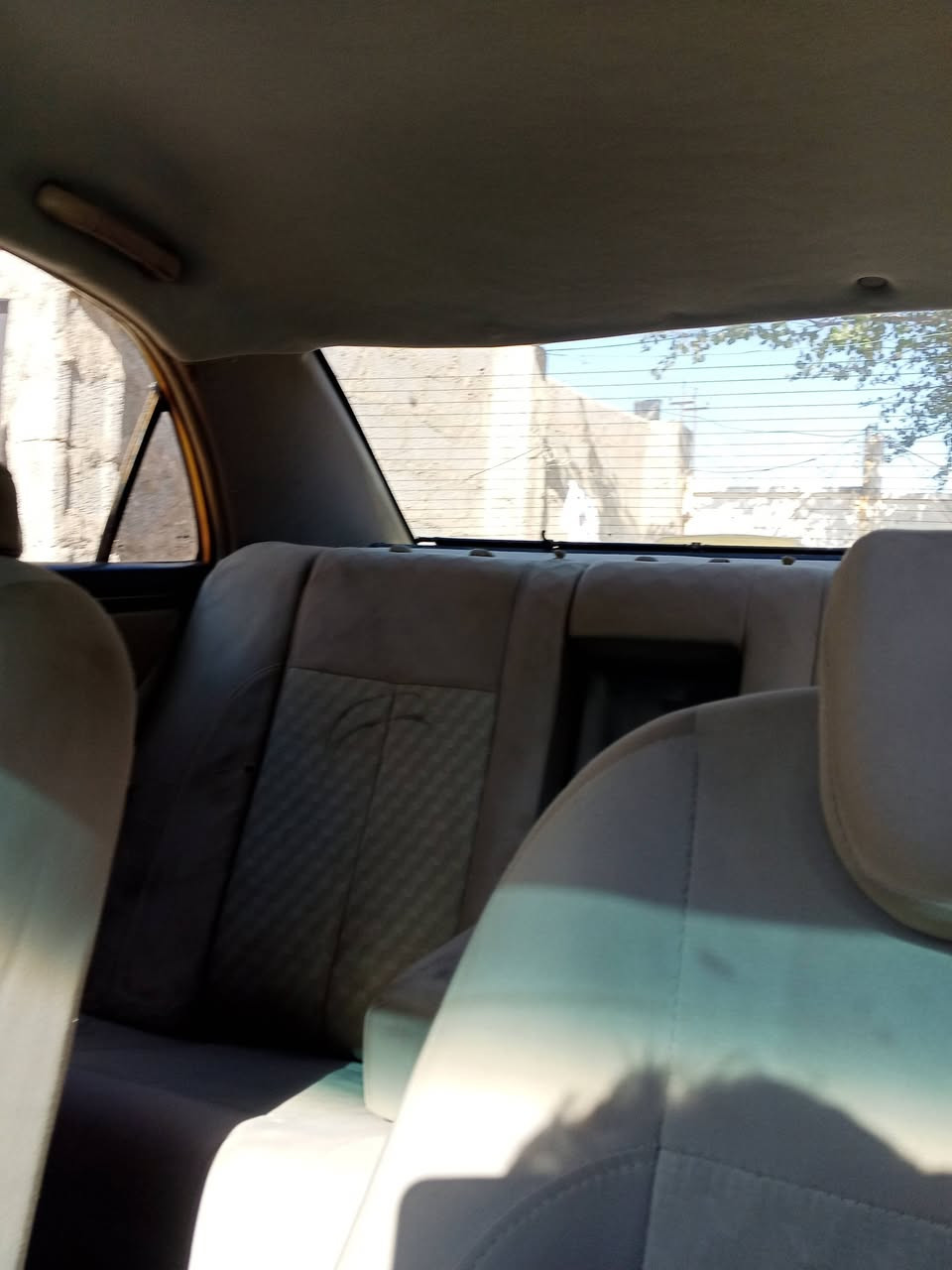 جيلي موبل موديل 12سنويتهه تسقط بل26 مصفره هيه وقرامات  تحويل مباشر حته مستمسكات راعيهه عندي شرط تحول مباشر  سياره ادامه كامله  ضفيره جديده وكير ومحرك شرط مكانه الكوت السعر 38وبيههمجال بسيط***********
