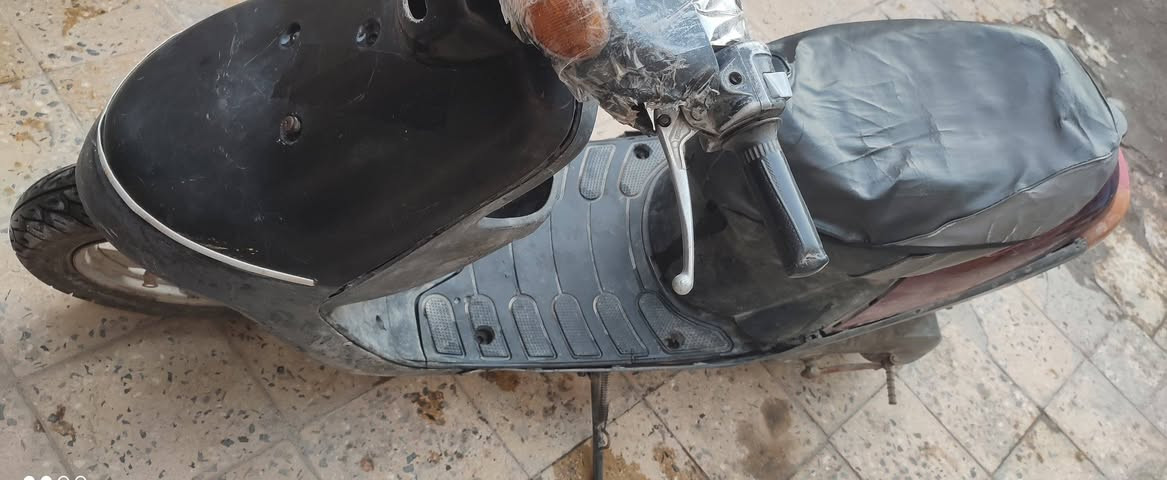 السلام عليكم دراجة بترا جاي تمشي وگطعت نار. +التاير مبنجر   ابيع كوم
حديد. 75 وبيها مجال


**إذا كنت صاحب هذا الإعلان وتريد حذفه لأي سبب، رجاءا أرسل رسالة إلى الدعم الفني**