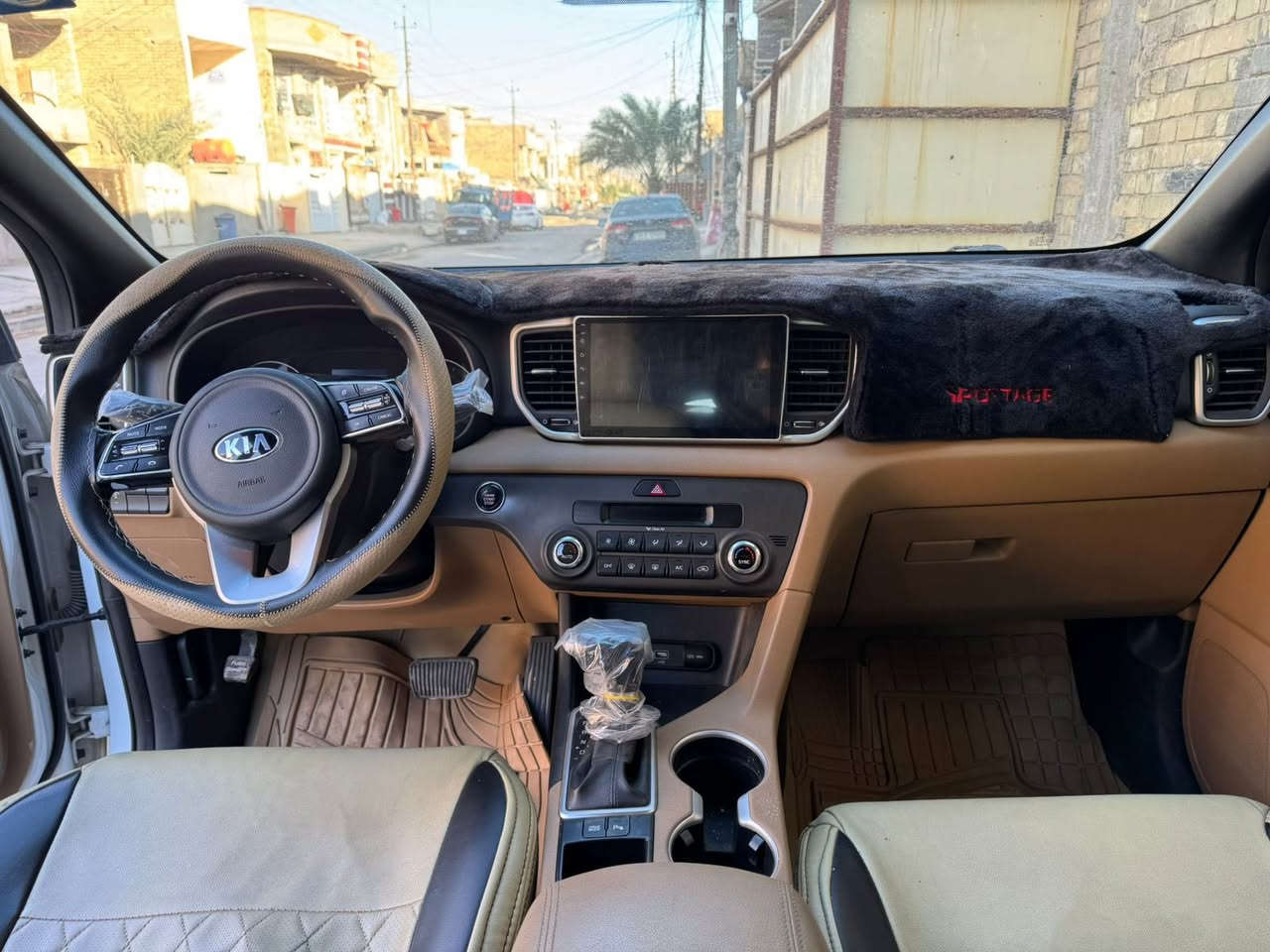 سبورتج 2020 خليجه بصمه تشغيل وترحيب كشنات كهرباء ماشيه 63 الف 3 انظمه قياده تشغيل عن بعد تبريد بيانو شاشه كبيره اصليه مكفوله من البارد والصبغ والتبديل ويل 19 وباقي مكينه وكير شركه حداده شركه باسمي تحويل مباشره للاستفسار ***********
