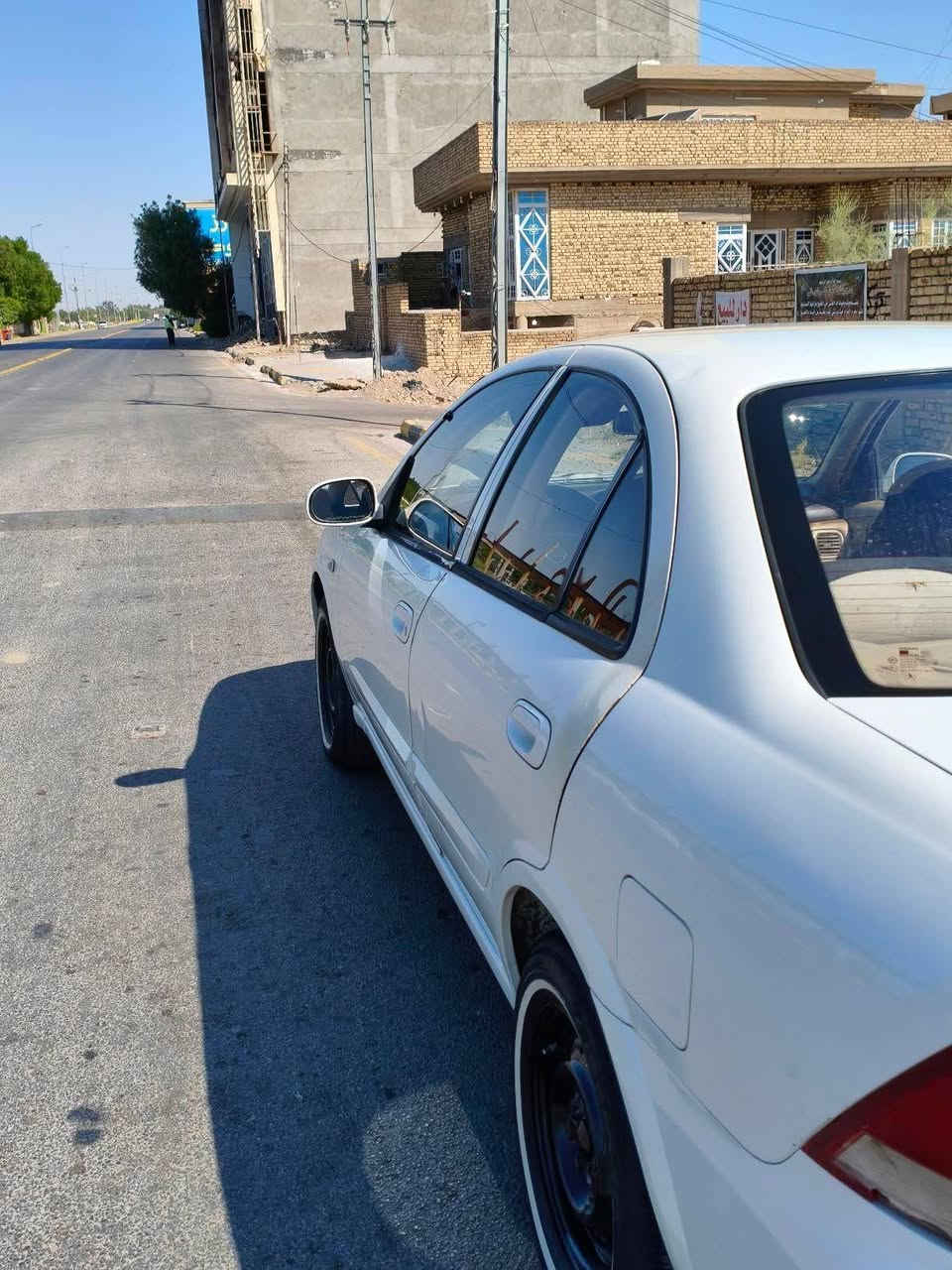 للبيع سني كوري  2007 
تبريد ثلج صدر امامي جديد  جنطة كهرباء 
باتري تخم تاير بيها بارد خشم الجاملغ والداعامية الامامية صبغ مكانها واسط ***********
