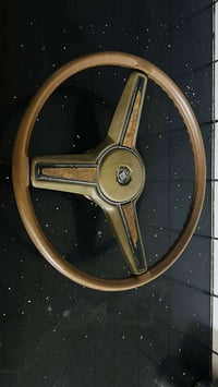 دركه جيب امريكي قديم للبيع السعر ١٠٠ الف وبيها مجال حك جيه مكاني بغداد...