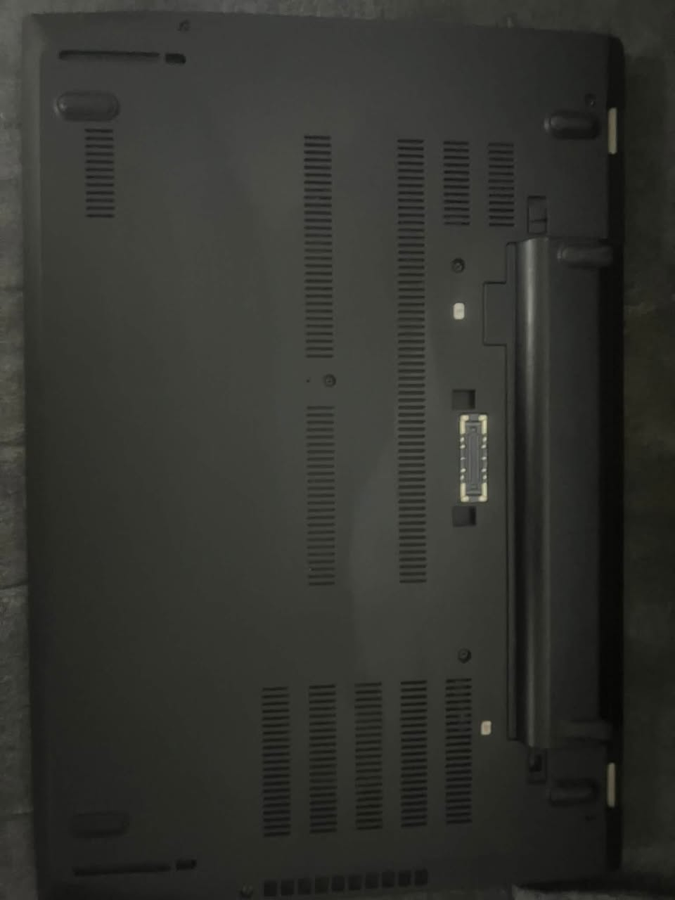 السلام عليكم لابتوب لينوفو Thinkpad T570
الابتوب نظيف ومرتب تجي تجيك وتشوف مواصفات كللش حلوة استخدامي شخصي وبسيط اكسل و ورد وهاي الامور البسيطة ما اشتغل عليه شغل ثكيل مواصفات Ci5 جيل 7 pro
رامات 16gb
N.2 512gb سامسونك
كرت شاشة داخلي 8gb
شاشة 15,6.     FULLHD
شاشة لمس 
بيهة ملاحظة بسيطة وما بيهة اي اثر السبرنك اليمين مال بطارية فالت فقط بس تجيب سبرنك وخلص حتى بلاش يسوهة والبطارية مال لابتوب فوق الممتازة تنطيني ساعتين تقريباً 
مكاني بغداد الامين الثانية نواب الضباط قرب مركز شرطة الامين
***********
تجي تشوفهة تفحصهة يلة تاخذهة 
السعر 325 بيهة مجال بسيط
