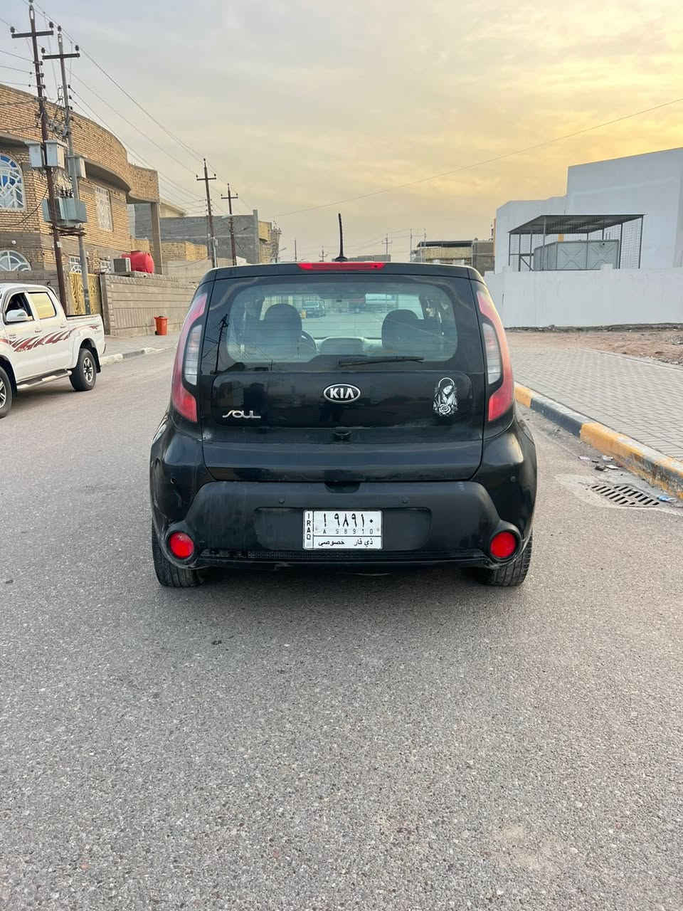 السلام عليكم كيا صول موديل 2015 رقم ذي قار تحويل مباشر ارقام وسنوية وهزه جدتد ابيع على حادثها حادثة بسيط جدا مكان السيارة بالبصرة السعر مناسب الشراي يتصل ويدلل مامتواجد على الخاص 
‭0775 557 7656‬
