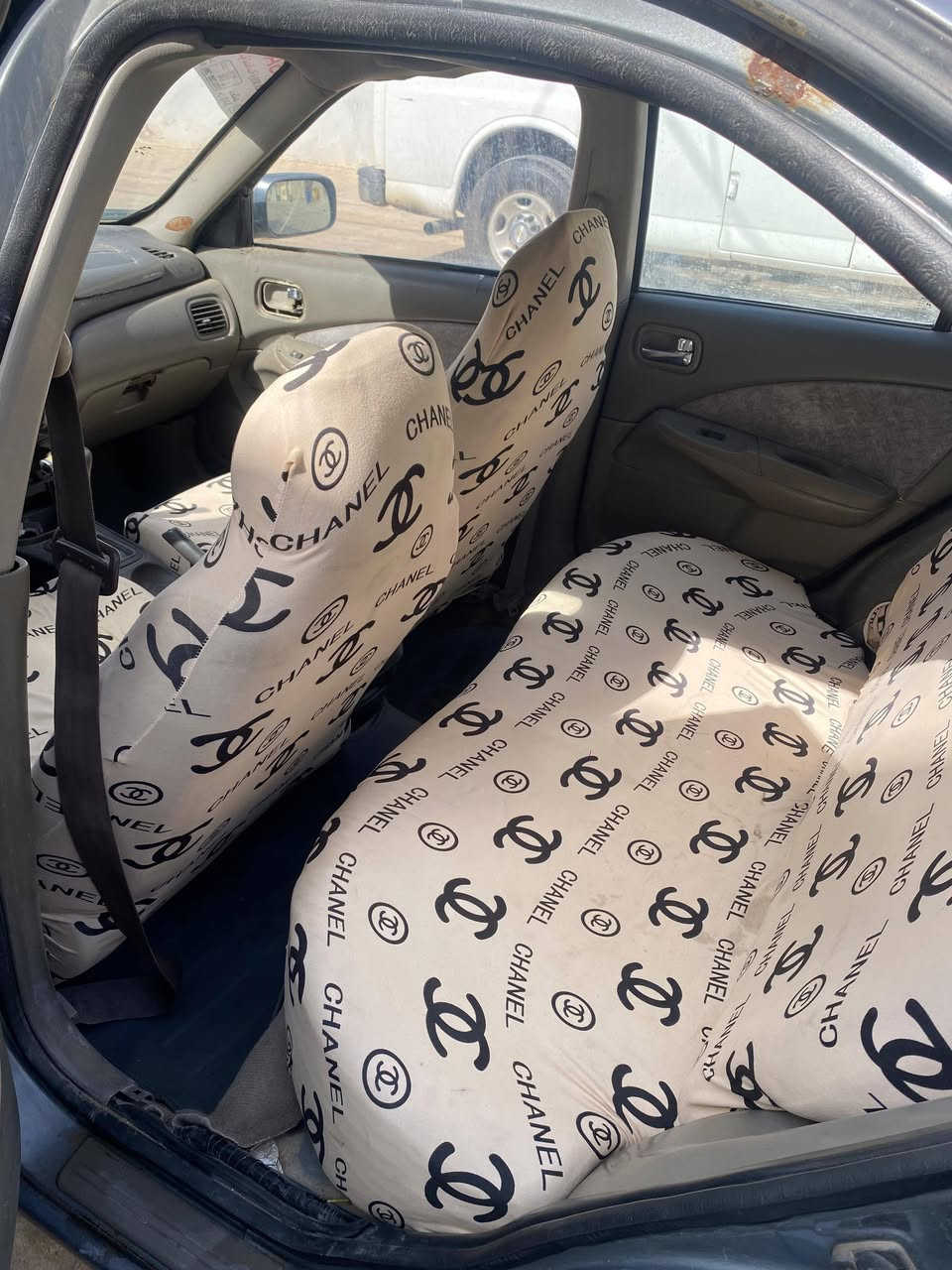 السلام عليكم نيسان سنترا مديل 2000 رقم نجف الماني سنويه ل 27 مداور ثاني يوم  كير ومكينه جدد سعر 37 وبيها مجال مكان نجف ***********
