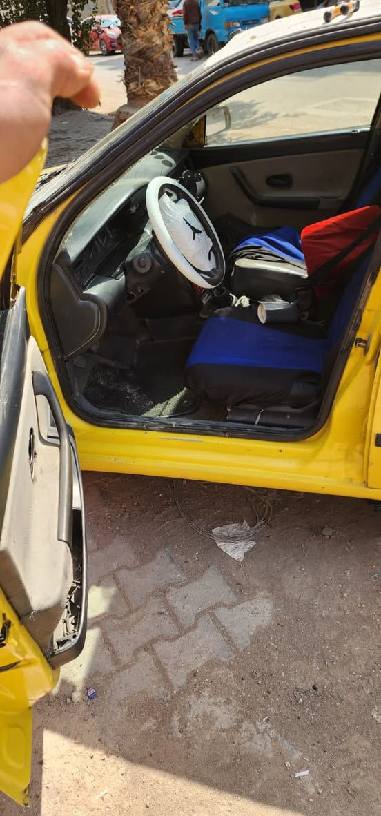 سلام عليكم سمند موديل ٢٠١٠سياره حلوه لون ليموني مصفره غرمات فقط عليها هيىه ١٥٥مال سنتين مكينه حلوه صدره زين فقط بيه صالهصه تبديل سعره ٢٧ورقه وبيه مجال ذا كنت شراي العنوان بغداد كراده قريب ساحت فردوس خوان لحد يدخلي شبيه ما بيه هاي كدامكم صور يعجبك تعال شوفه واني خادم هذا رقمي ***********
