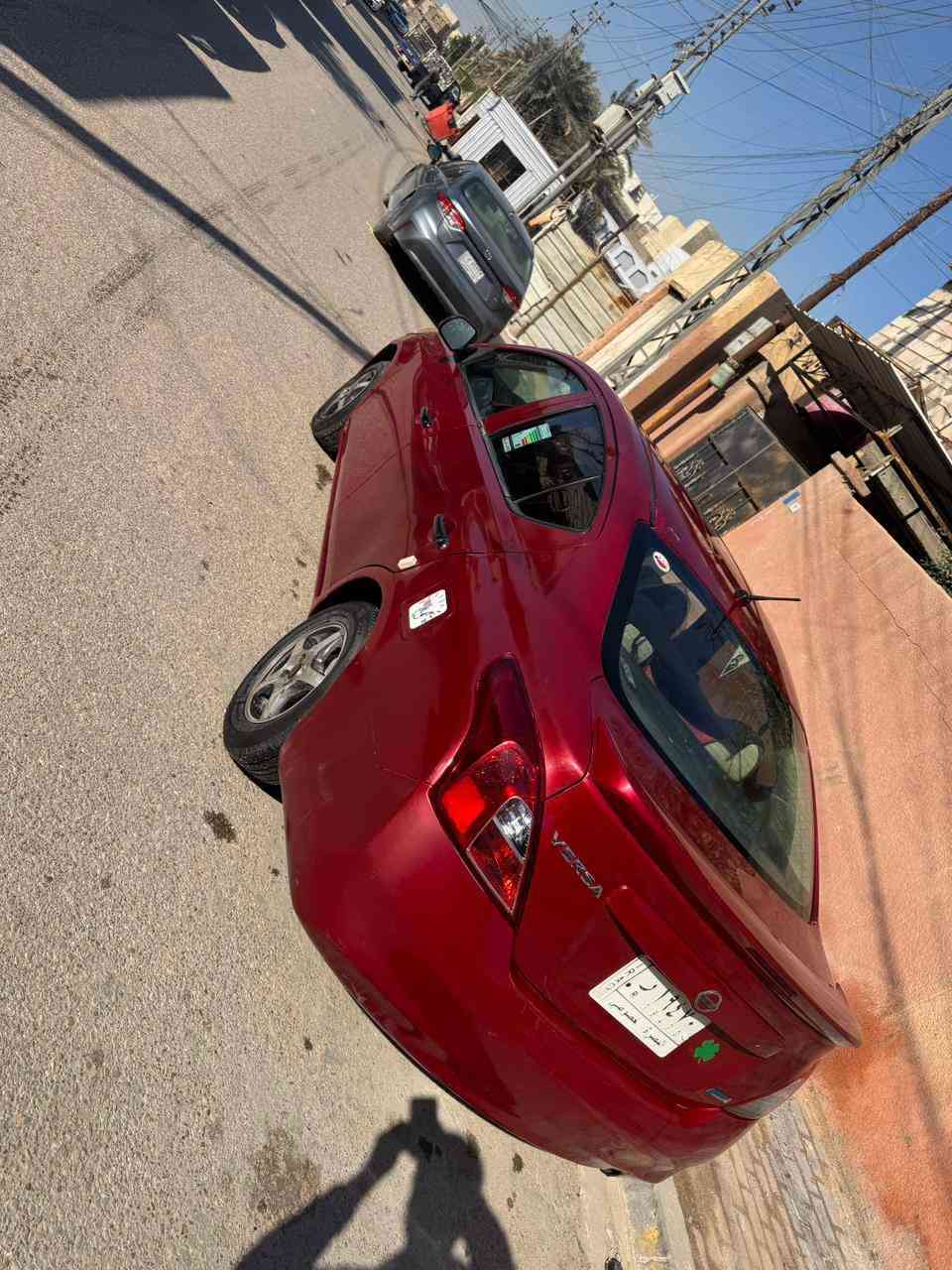 سلام عليكم نيسان فيرسا مديل ١٤ سياره حادثه جاملف الوره وشويه من الباب سياره تحويل ثاني يوم  حلوه سياره  الرقم ***********.السعر ٧٧ البصرة, العراق
