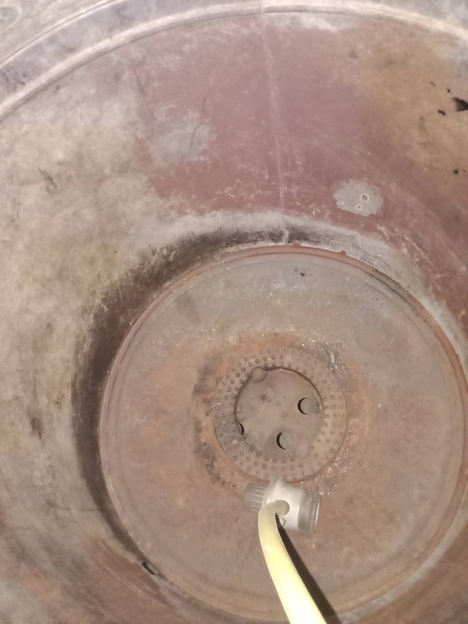 تنور. نظيف للبيع المكان بغداد زعفرانيه
‏‪***********‬‏
