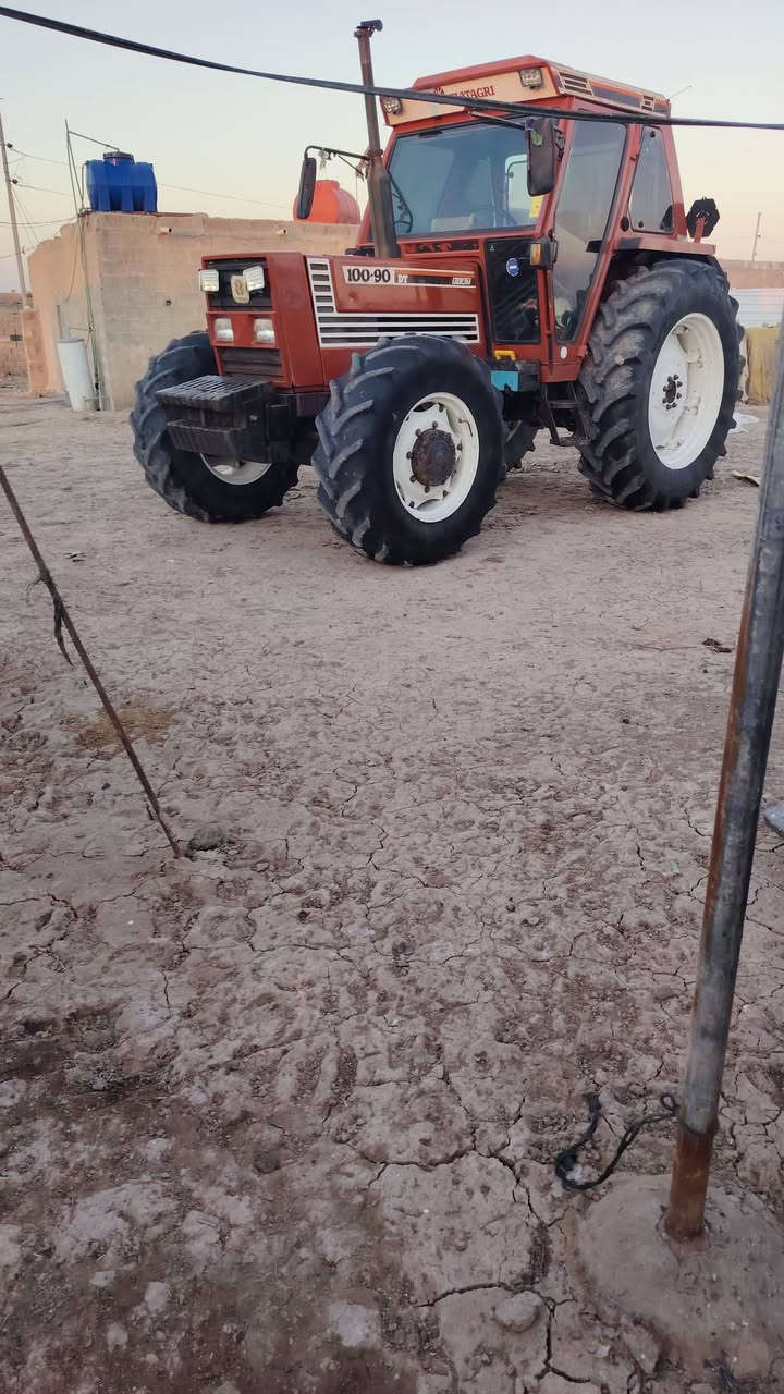 سلام عليكم مكينه البيع ١٠٠ مكفوله رقم تصل ***********
