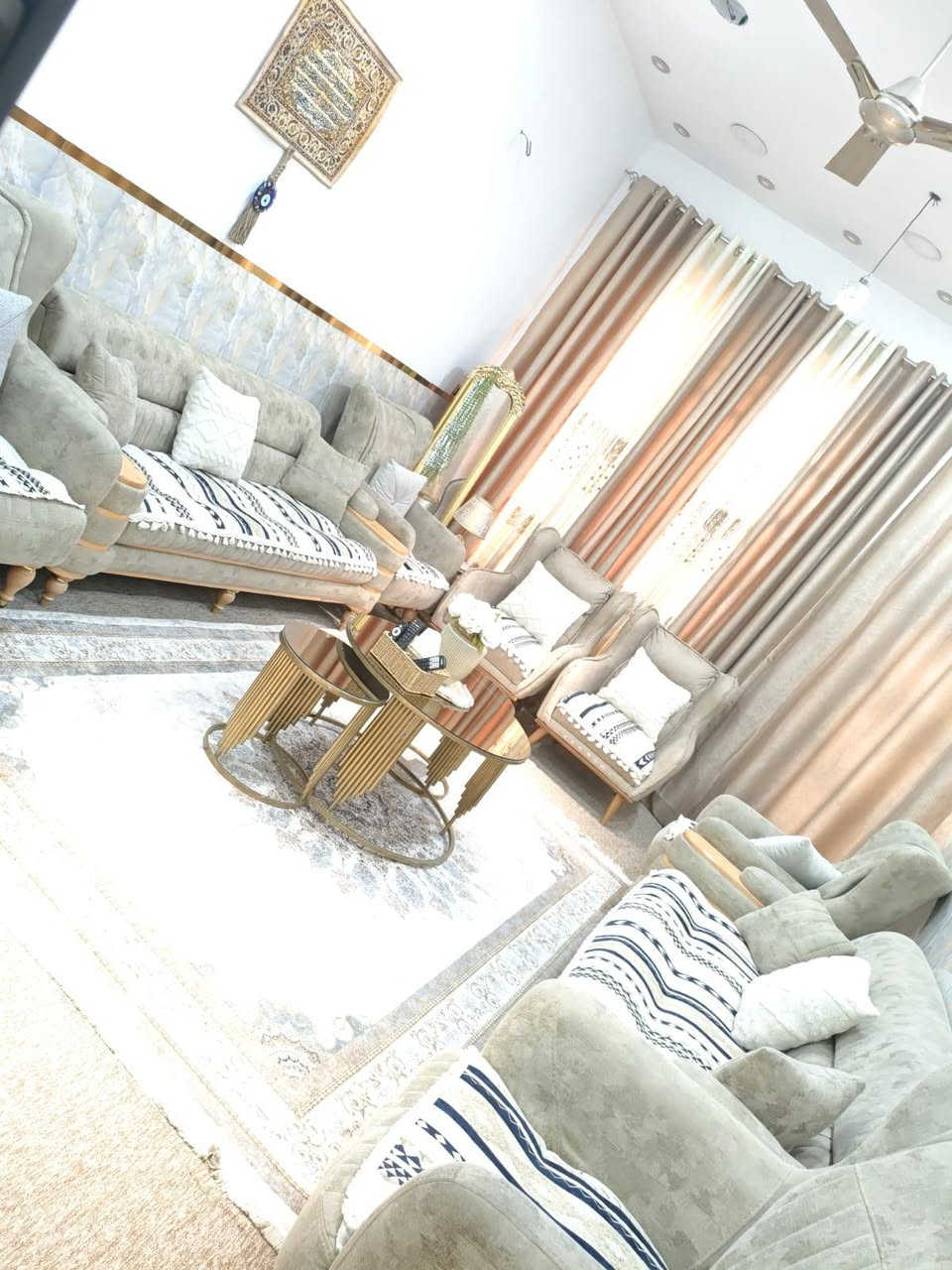 سلام عليكم
بيت للبيع منطقة الخطيب الزراعي شارع الحشد
176متر مؤثث بالكامل 
موضح بلصور 
للاستفسار
***********
***********
ابو زهراء
