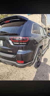 جيب لاريدو • ٢٠١٣ • غاز