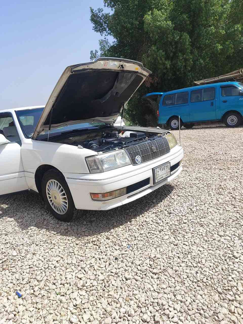 سلام عليكم راس الثور فلات 1996للبيع بيها فقط كفر خلفي باليابان مبدل ولباقي كفاله كير ومكينه 2500 جديد منضومه تبريد ستوه مشدوده حداديه وره وكدام جديده عوزها فقط نوقوصات بسيطه فقط بس صبغ الي مأشر عليهن بصوره مكاني نجف مشخاب رقمي *********** السعر 92 وبيها مجال
