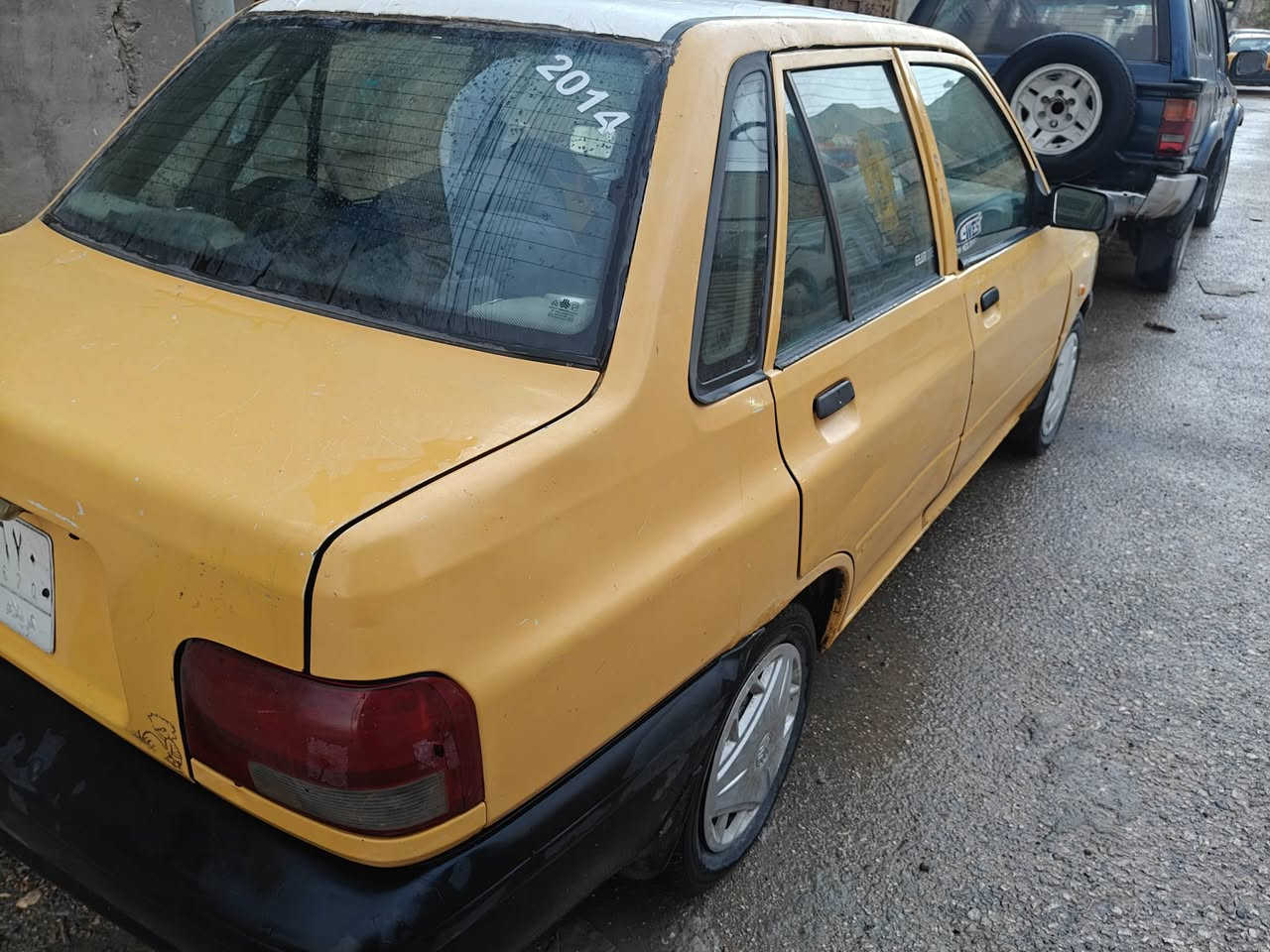 سايبا 2014
رقم كربلاء مكاني كربلاء سيف سعد 
مصفره هيئه وغرامات 
مكينه وكير كيا برايد 
شواصي معمره 
تكلب وشوف ماعرف لاتكلي شبيها
***********
