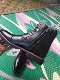 بوت رجالي • جلد طبيعي • مقاس 40/41