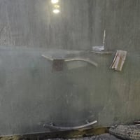 عندي جام خانة كاملة مع الابواب والشبابيك مع الاكسسوارات مال فرن الطول ...