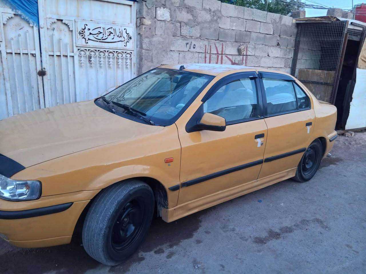سمند 11 ناطق سيار نضيفه جاهزه مابيه نقص 
تبريد ثلج 
هزه جديده رقم نكليزي السياره مصفره 
بسمي تحويل مباشر السعر 30 اوبيها مجال حك الجيه 
*********** السياره بغداد قريب على بسمايه
