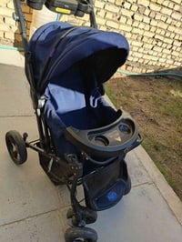 عربانة طفل • كبيرة • نضيفه