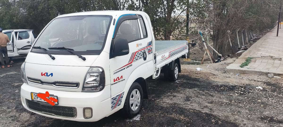 السلام عليكم كيه موديل 22 رقم واسط انكليزي مكفولة السياره السعر 140وبيه مجال مكان  السياره ذي قار قضاء الدوايه الاتصال ***********
