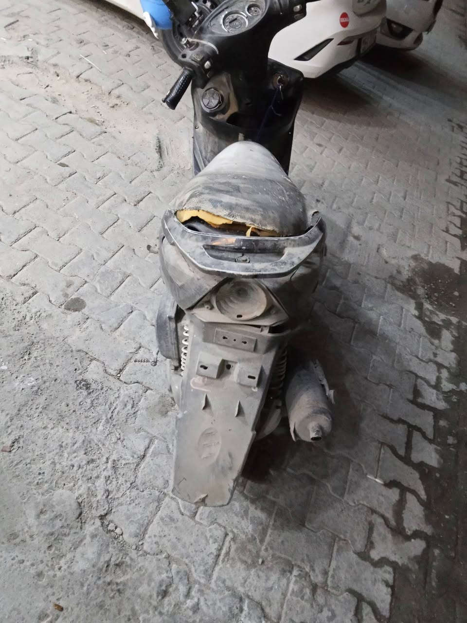 سلام عليكم دراجه ثعلب للبيع الدراجة بيها نقوصات خارجية شغالة سلف هندر هورن السعر 170 وبيهة مجال المكان بغداد العضمية متواجد 24 ساعة ***********
