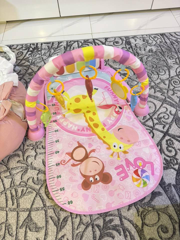 اعراض طفله للبيع استعمال جداً قليل بعدهن جديدات امانه الله 
كلهن 50 الف 
الكريكوت والي وياه فراش الارضيه سويتهن يم بنت بكردستان ب130 الف واستعملتهن فقط اسبوع واحد


**إذا كنت صاحب هذا الإعلان وتريد حذفه لأي سبب، رجاءا أرسل رسالة إلى الدعم الفني**