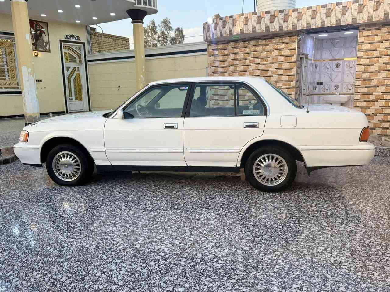 السلام عليكم 
السعر (72))وبيها مجال للشراي 
***********
سياره أرنب مكفوله كفاله عامه من الضربه والكص والنقل الجثه والعيب الشرعي وكافة الاصوليات حداديه جديده وكهربائيات شغاله كير مكينه جدد تبريد شغال الرقم بغداد إنكليزي باسمي سنويه مجدده لغايه 2030 سياره جاهزه وجديده للاستفسار الاتصال على الرقم التالي
