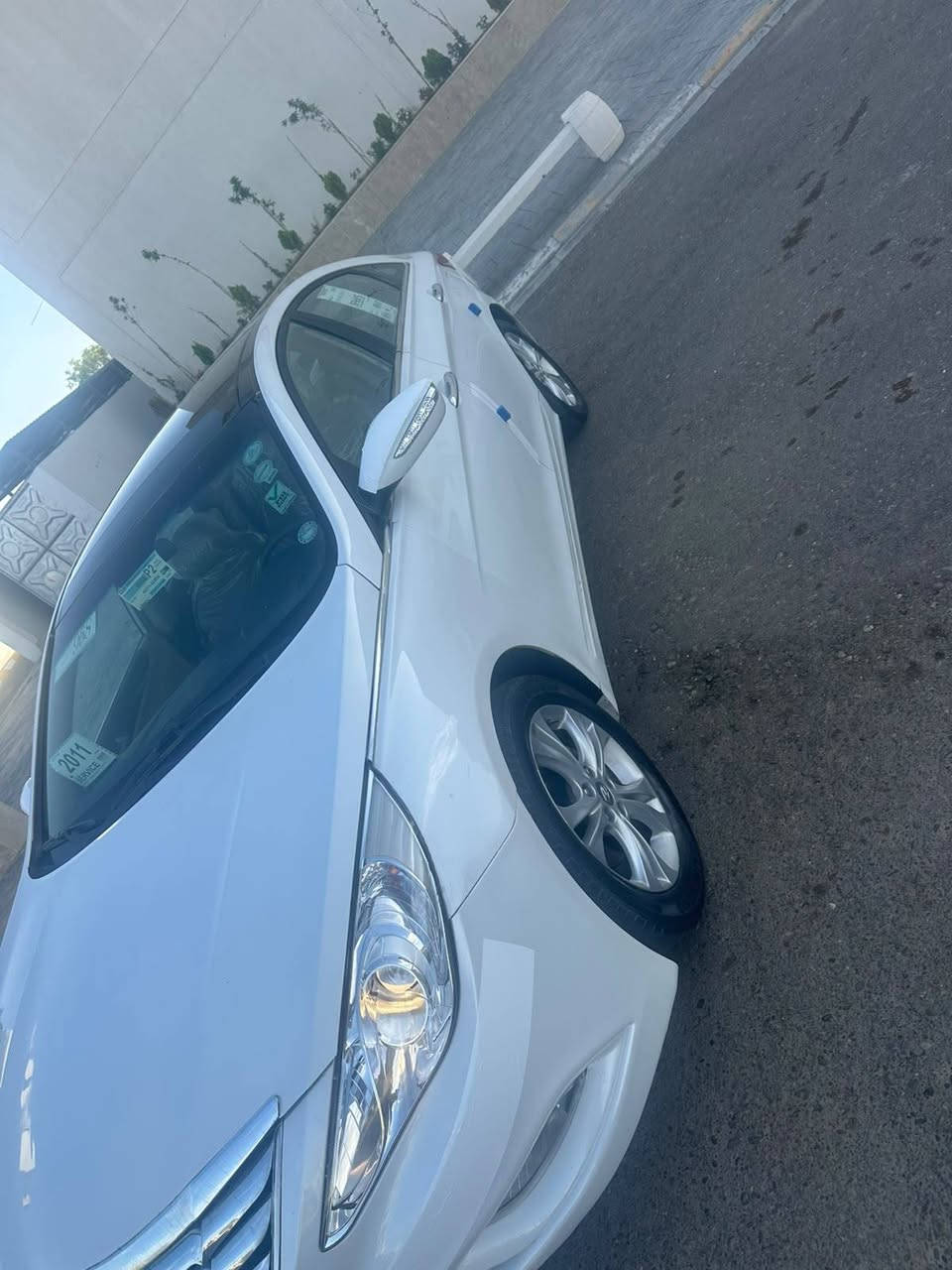 السلام عليكم سوناته خليجي موديل ٢٠١١ سياره حلو نضيفه
مكينه ٢٤٠٠ دوش المرغوب 
صدر/كير/مكينه/تبريد/كله شرط رقم رابيل دولي سنويه جديد 
سياره فول بيه صبغ بونيد وشبربل باب صايق شرط بدون دواخل 
مكان سياره صلاح الدين تكريت رقم *********** سعر ١٠٣ وبيه مجال للطيبين
