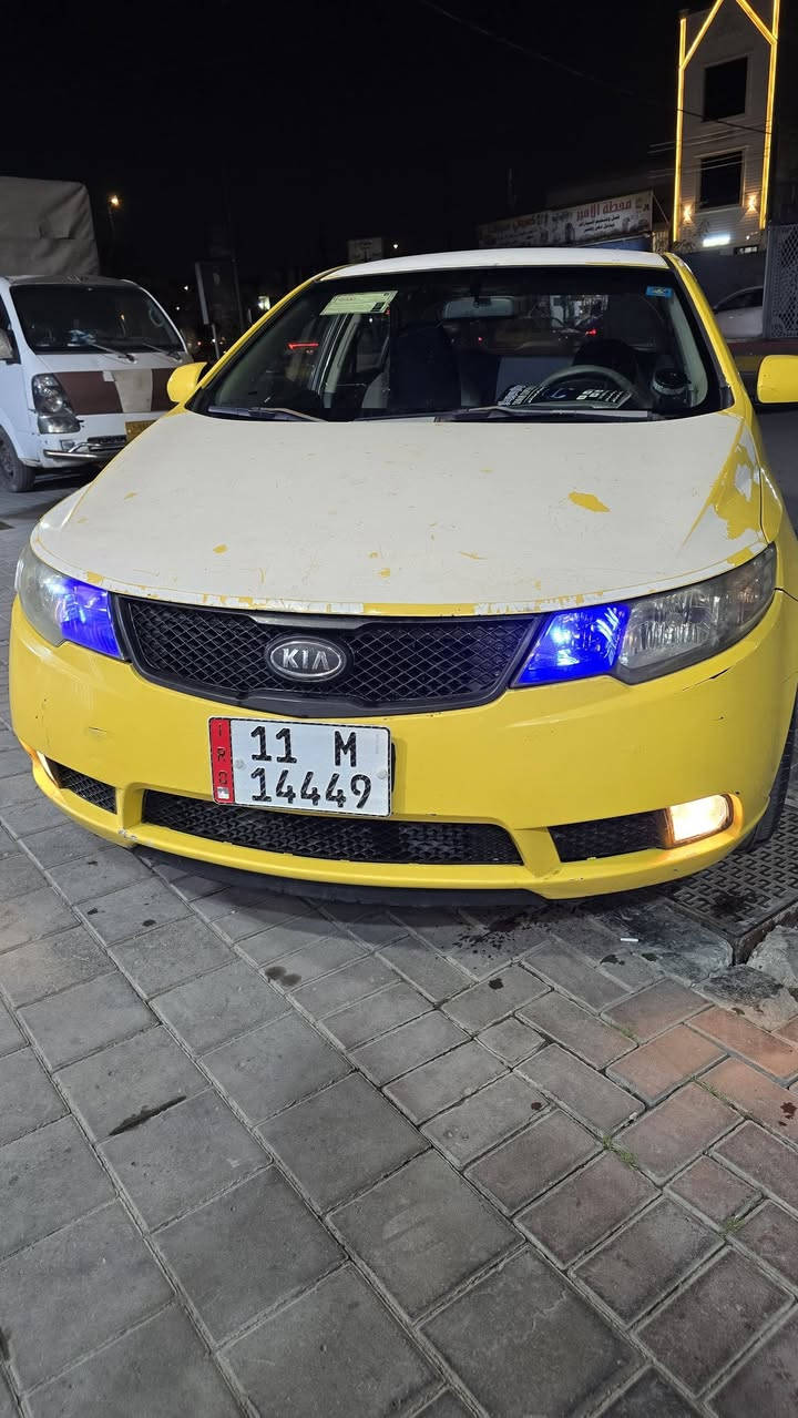 سلام عليكم سيراتو 2009 كير عادي
محرك 1600
صور سونار داخل منشور 
سعر 68
***********
بغداد شعب
