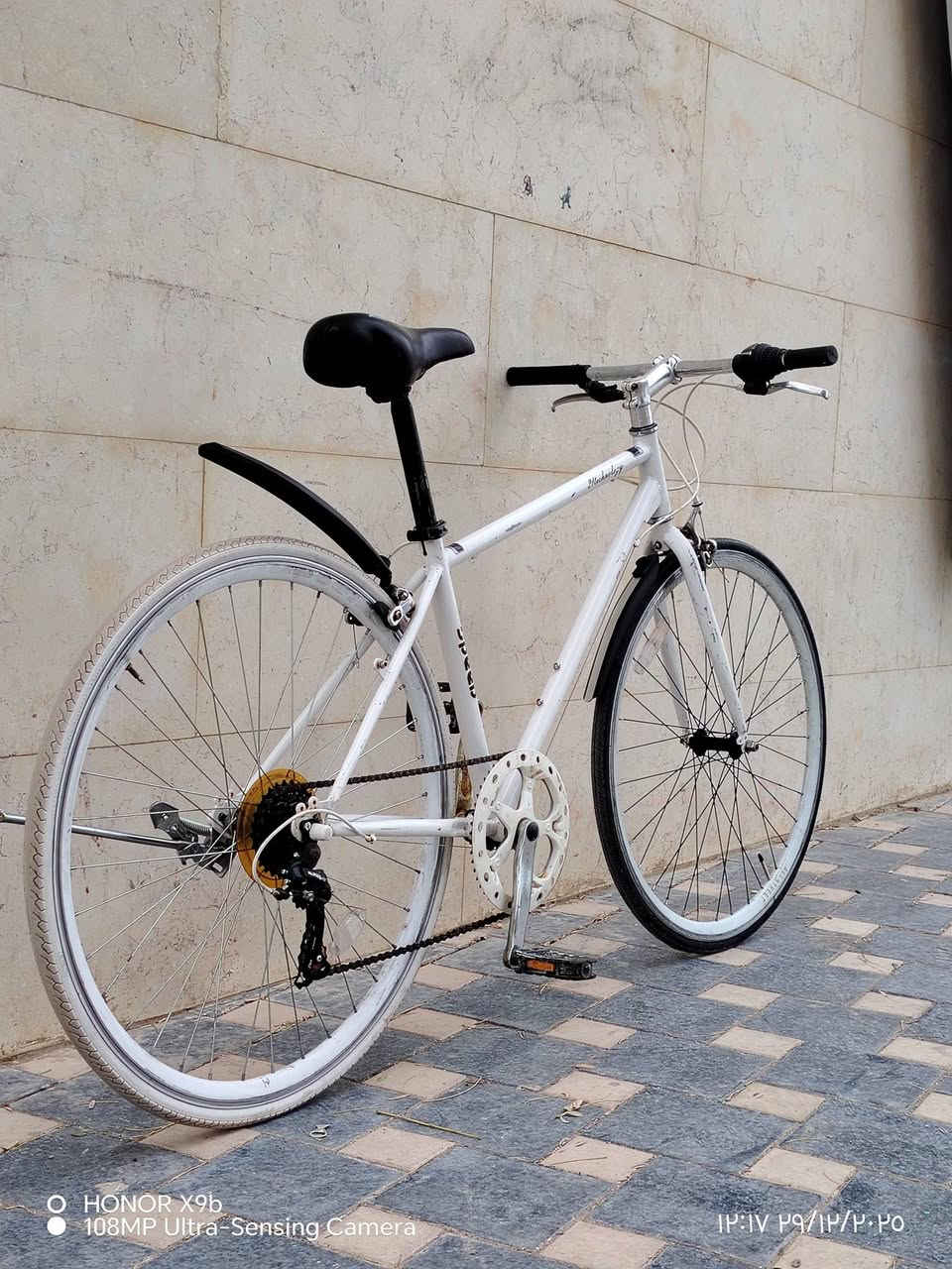 سلام عليكم
للبيع c700 من ماركه speeb المعروفه 
البايك كسر حاويه 
نضافه 100/100
وياله  المنيوم طبقتين 
البايك جاهز من كلشي 
كير سستم Tourney. 7نمر 
مكاني بغداد الاعظمية 
سعره 115وبي مجال 
***********
للحاب يتفضل خاص ويدلل
