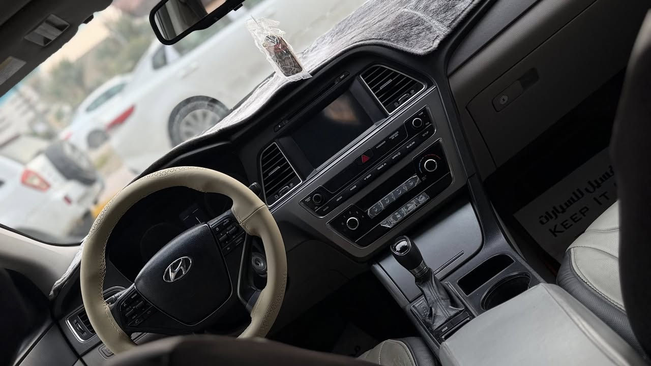 سلام عليكم سوناتا٢٠١٦
امريكي السياره كله ليبل واحد حادث دعاميه و خشم جاملغ امامي فقط نفسه مامبدل سياره جديده جاهزه كير ومحرك وحداديه كهربائيات تخم تاير جاهزه على كلشي 
رقم اربيل دولي سنويه ال٢٨ 
والسياره نفس الصور واحلى 
مكان السياره واسط نعمانيه 
السعر ١٢٨$ وبيه مجال بسيط. 
***********
‭٠٧٨١ ٢٣١ ٥٦٠١‬
