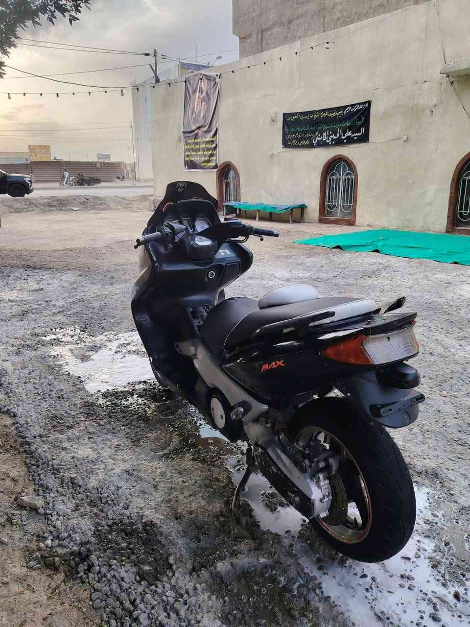 سلام عليكم دراجه تي ماكس للبيع دراجه مكفوله كفاله عامه مكينته ناعمه تخبل ما مفتوحه جيب وياك 10 مصلحين الدراجه جديد عله ادامه كامله دهن موتل مي زيتي بانزين محسن شرط شلعه ومعدل 180 كهربائيات كله شغاله حساس ستنده شغال السعر 18 وبيه مجال العنوان حله شارع 80 الرقم ***********
