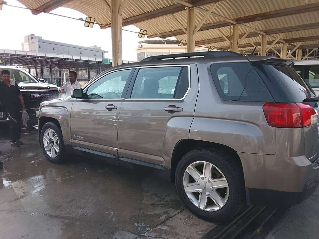 السلام عليكم سياره جمسي تيران 2010 سياره مكينه جديد سياره تبريد ثلج سياره جاهزه حدادي جديد تخم تاير جديد سياره فول مواصفات سياره مكان البصره *********** السعر 118
