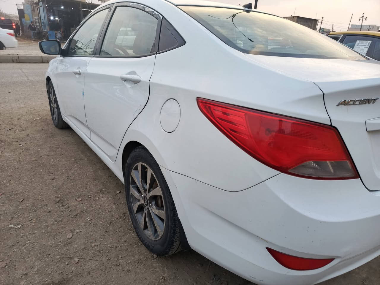 اكسنت خليجي موديل 16رقم ميسان  بيها صبغ قليل محرك 1.6وكير نظاف حداديه جاهزة تبريد شغال دواخل نظاف  92مجال قليل الاتصال ***********الشراي يتصل ويدلل العنوان ميسان.
