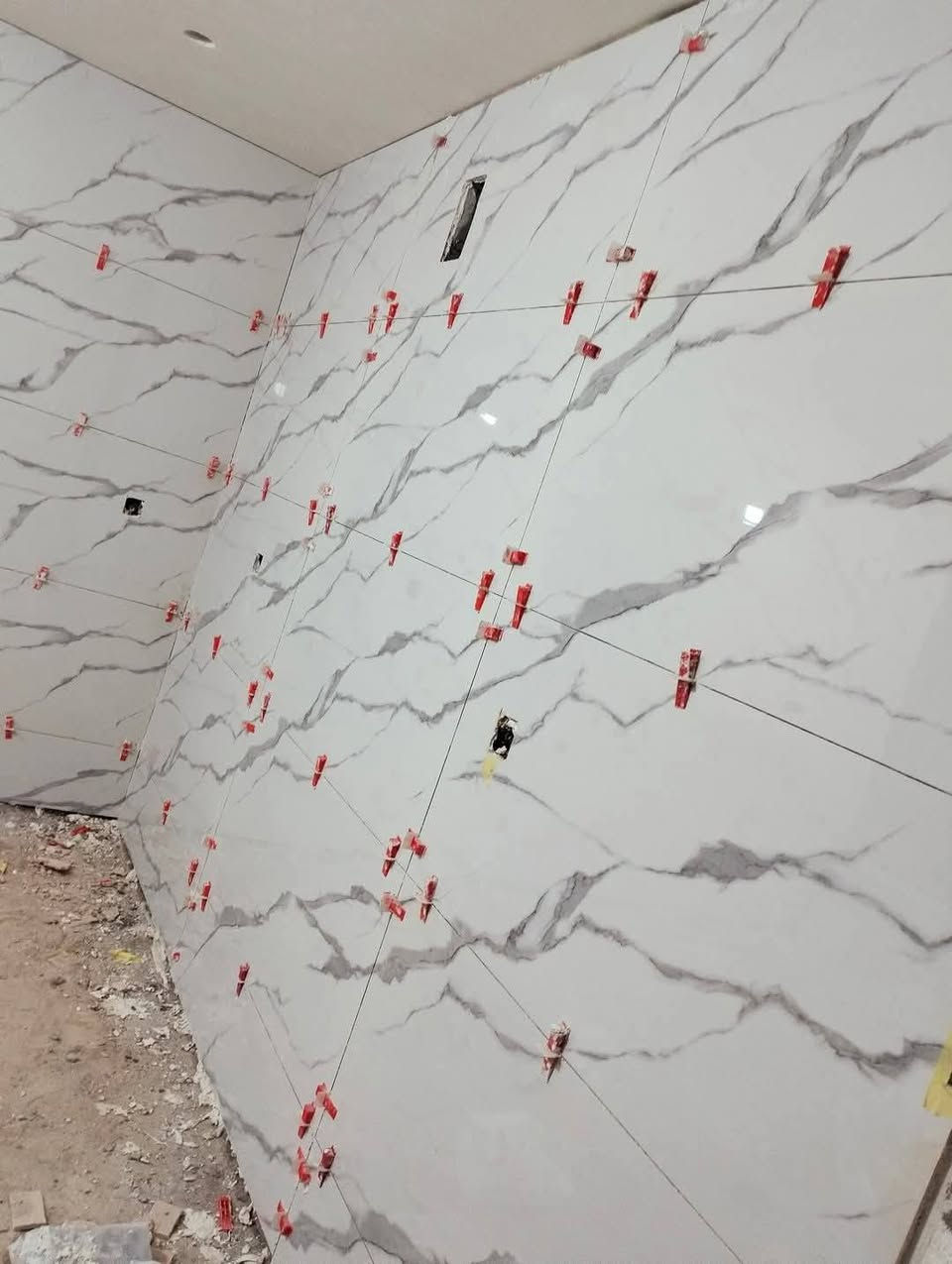 خلفه سيراميك متفرغ حالين بغداد
***********
