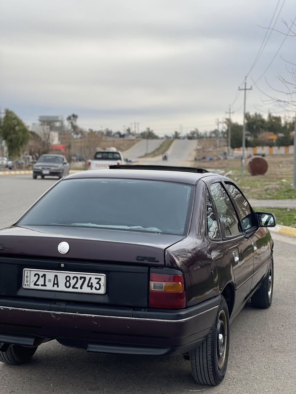 سلام عليكم اوبل فيكترا موديل 1992  حجم محرك 20   تاخم صدر جديد كله شغالة  4تايرات جديد بطارية جديد سيارة رقم سليمانيه  دفتر بنزين سنةويه جديد لحد 2028 باور ستيرن  قفل مركزي  سعر 45 وبيها مجال للطيبين  ***********
