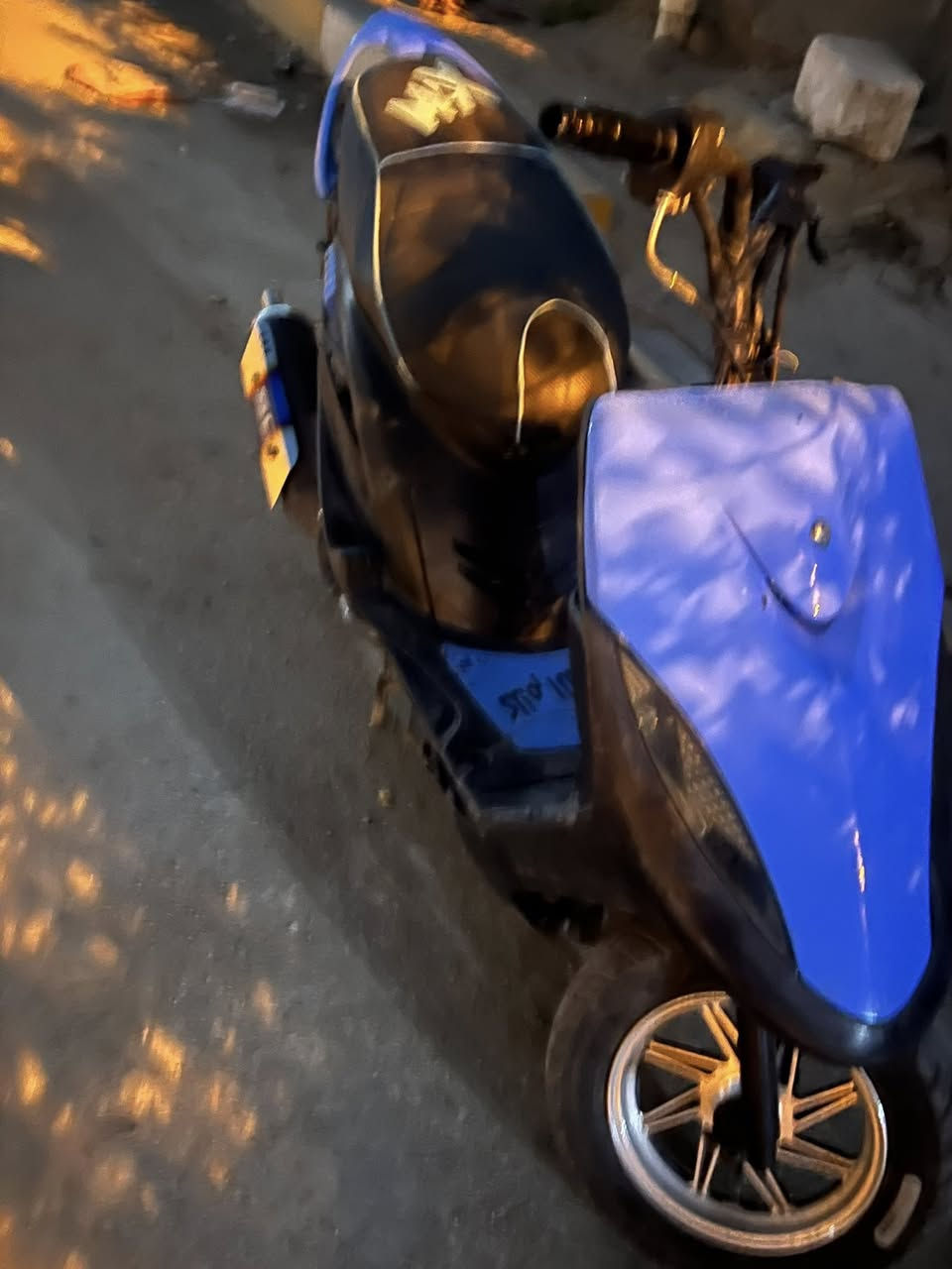 سلام عليكم دراجه للبيع ماكس  عدله مفتوحه بوشه ٥٠سعره ٤٥٠ وبيه مجال سلف هندر كامله الدراجه رقم التواصل *********** واتساب
