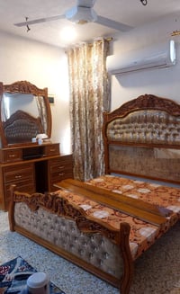 جرباية نفرين • ميز مراية • الزعفرانية