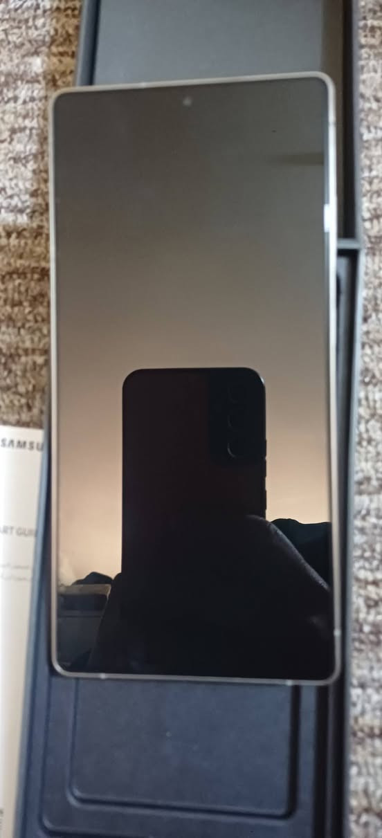 S25 الترا
خارج وكالة
استخدام اقل الشهر
ذاكرة 256 
داخلية 12

سعره مليون و 175 وبي مجال
مكاني ديوانية المركز
***********
