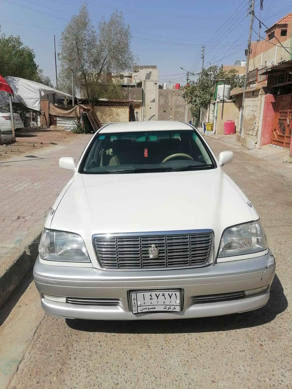 السلام عليكم
ملكه 2003
رقم كركوك 
السياره مدفوع كمرك وظريبه معاملتها كامله باقيه على الرقم الرقم على المشتري
السياره مكفوله كص ونقل جثه والاصوليات
المواصفات
مكينه ديفور الكبير 
اربع دكم
اسلايت كهرباء
تبريد قطعتين
اربع كشنات كهرباء
ثلاجه 
استيرن كهرباىي
شاصي 75
تحوير فوك وجوه نجف
دشبول عارف العيساوي
علمن السياره تخم تاير 
حداديه جديده 
كمبريسر جديد
باتري جديد
السعر 105 وبيه مجال
واي استفسار ***********
