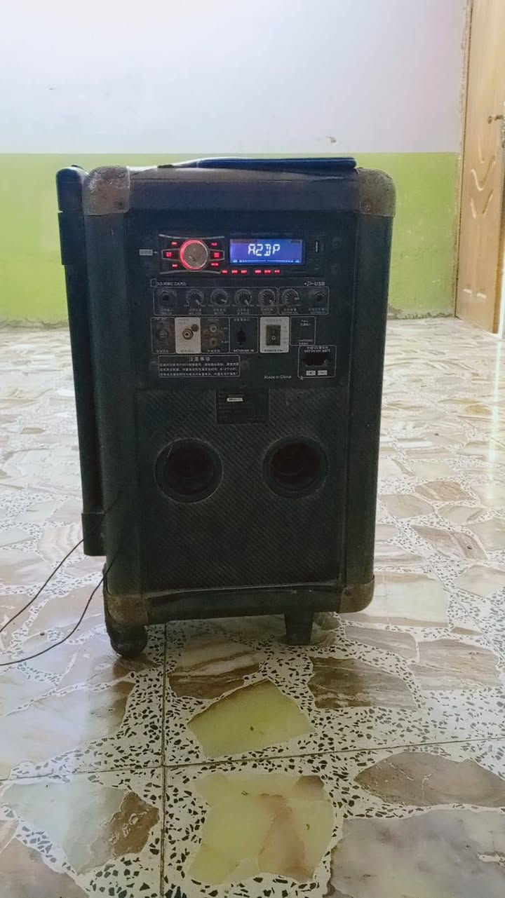 جهاز نظيف يفيد أهل المواكب الحسينيه صوت ونقاوه شرط الفحص ويشغل لاقط السعر ٧٥ الف
المكان ديوانيه @


**إذا كنت صاحب هذا الإعلان وتريد حذفه لأي سبب، رجاءا أرسل رسالة إلى الدعم الفني**