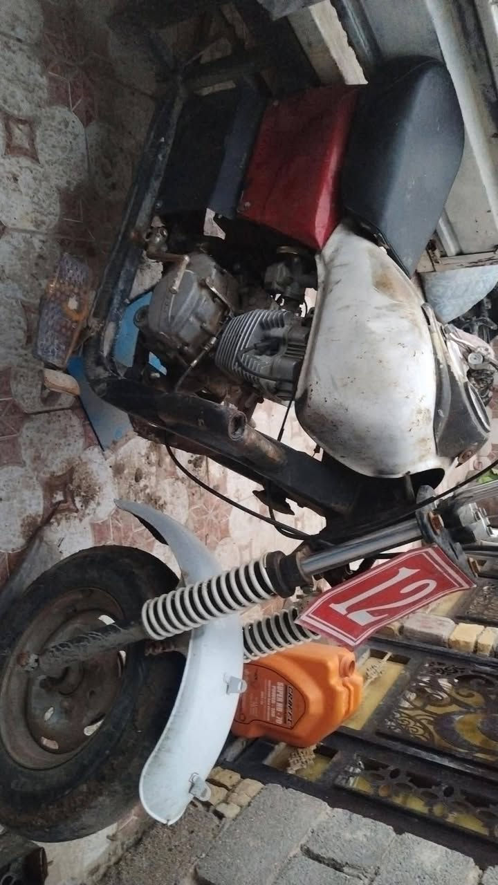 سلام عليكم ستوته البيع مديل  2012كلك المكينه خير من الله الشاصي مابيه الحيم وستوته خير من الله 850 او بيه مجال العنون ناصريه زديناويه ***********
