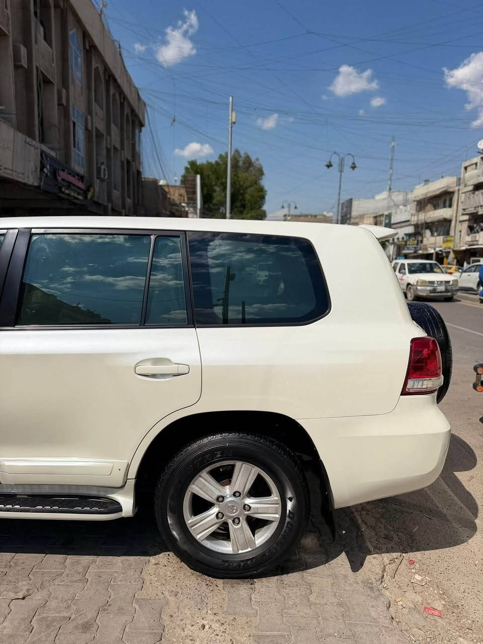 - لاندكروز ٢٠٠٨ قطـري ( دبـل سبير )   ٨ سلندر . ٤٦٠٠

خليجيـة مكفولـة كفالة عامة ( دعاميات صبغ + جاملغ مبدل لون ) 

- ( محرك مفتـوح شغل 100% شرط الضمان و الفحص )

السيارة جاهزة بدون اي نواقص سيرفس جديد لكلشي 

السعـر : ( 27,000$ ) 270 ورقة مجال بسيط 

هاتف : *********** . ***********

العنوان : بغداد . الكـاظمية . شـارع اكـد بغداد, العراق
