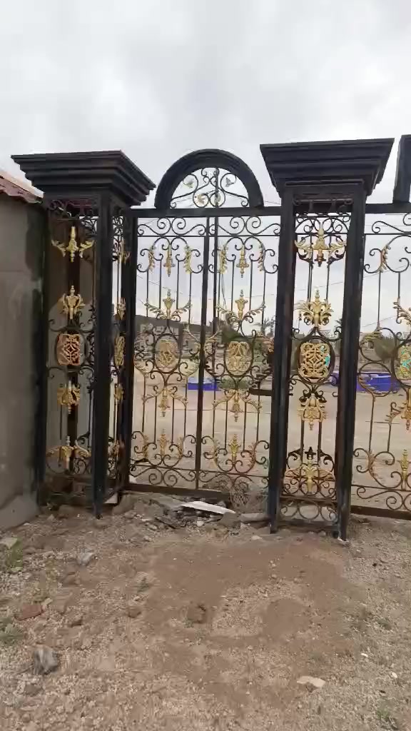 السلام عليكم باب حديد تسكام للبيع العنوان كربلاء الاستفسار الانتصال ***********
