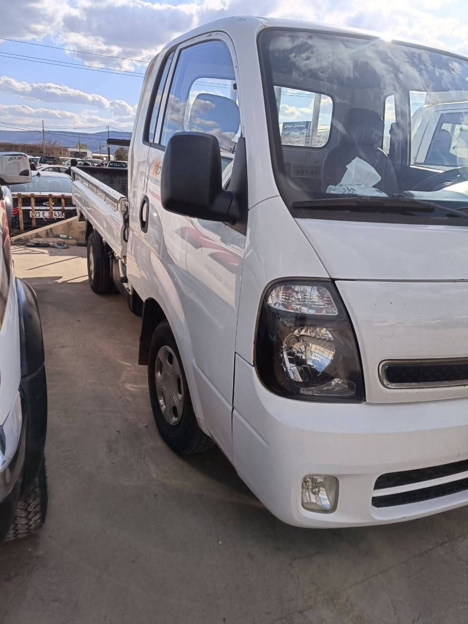 کیای بار 2013 
نموونە لە جوانی و پاکی 
هەموو گیانی بەشەرت 
تەقەو ڕەقەی بەشەرت 
کامل کارەبای مەزبووتە 

سـعـر : لە کۆمێنت داوابکە ڕاستەوخۆ بۆت دێت 📥 

گێر و مەکیەنەی بەشەرت 
هیچ کێشەیەکی تێدا نییە 

ژمارەی خاوەنەکەی 
***********
***********
