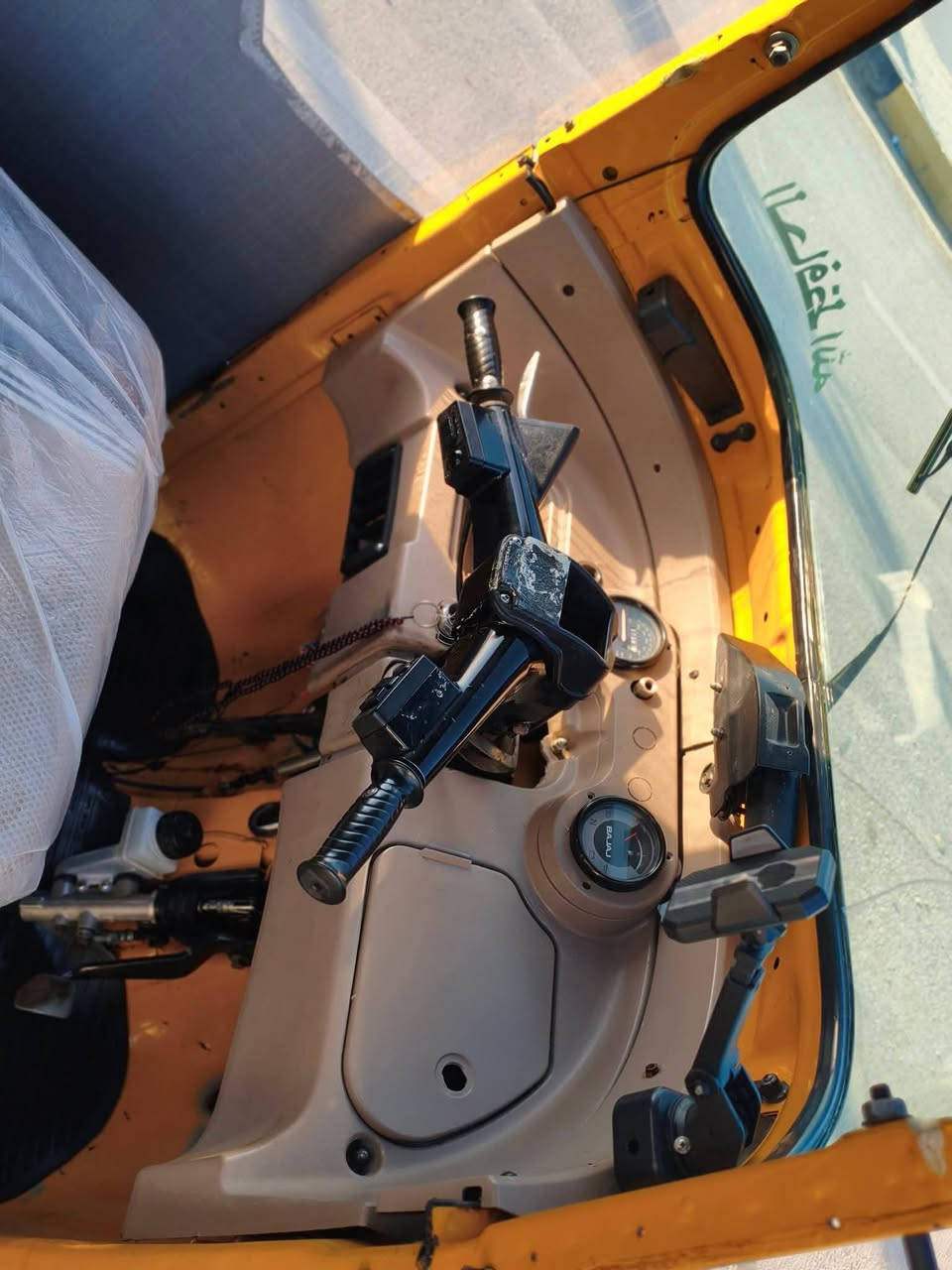 تكتك 19مكفوله ماعده بارد بل لغد الايسر  والباقي مكفول رقم وسنويه تحويل ثاني يوم
5650  وبيه مجال 
***********
