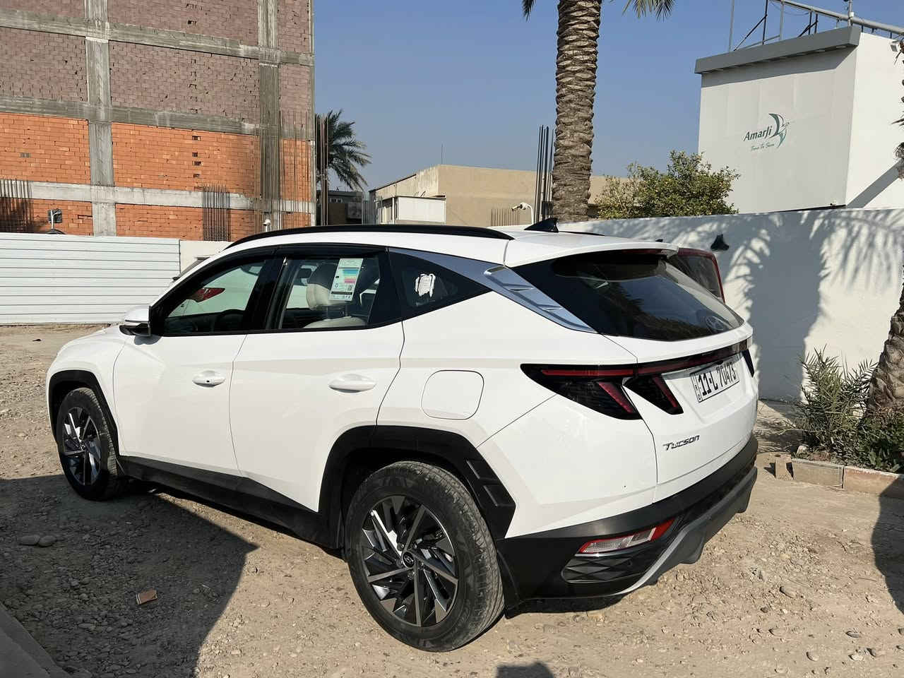 توسان موديل 2024 خليجي كفالة عامة من الصبغ والبارد والتبديل عدا شخط بالدعامية الامامية مأشر بالصورة مواصفات شاشة وتحكمات دشبول ديجيتال بصمة وتشغيل عن بعد والبصمة الثانية موجودة محرك 2000 دوش شاحن وايرلس  مري قابله للطي اشارة بالمري انارة ترحيب  حساس امامي خلفي بردات خلفية كشنات الامامية كهرباء تبريد قطعتين  السيارة ماشية 21 الف كيلو مابيهه اي نقص السعر 22500 دولار 225 ورقة بيهه مجال بسيط مكانهه بغداد 
للاستفسار ***********
