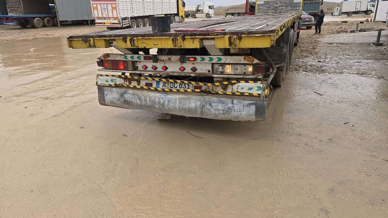 عربانه اوربيه ١٣/٦٠ تخم تاير جاهزه سله صناديك مطبخ تك تاير دناكير ساف بولبرن جبير تواصل على الرقم ***********
