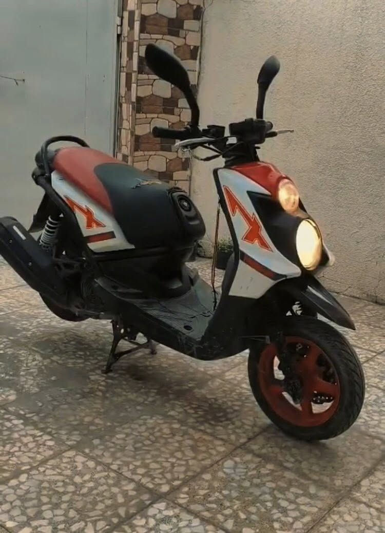 للبيع. دراجة سكنس جبلي رمبه. صارلها ٣ اشهر من نزلتها. نضيفة كلش. عنوان بغداد. زعفرانية. 
رقم. هاتف ***********  

صارت علي. مليون و٣٥٠
 
سعر. مليون و١٠٠
داجة. نضيفة كلش تجي. تفحص وشوف. بعينك.
