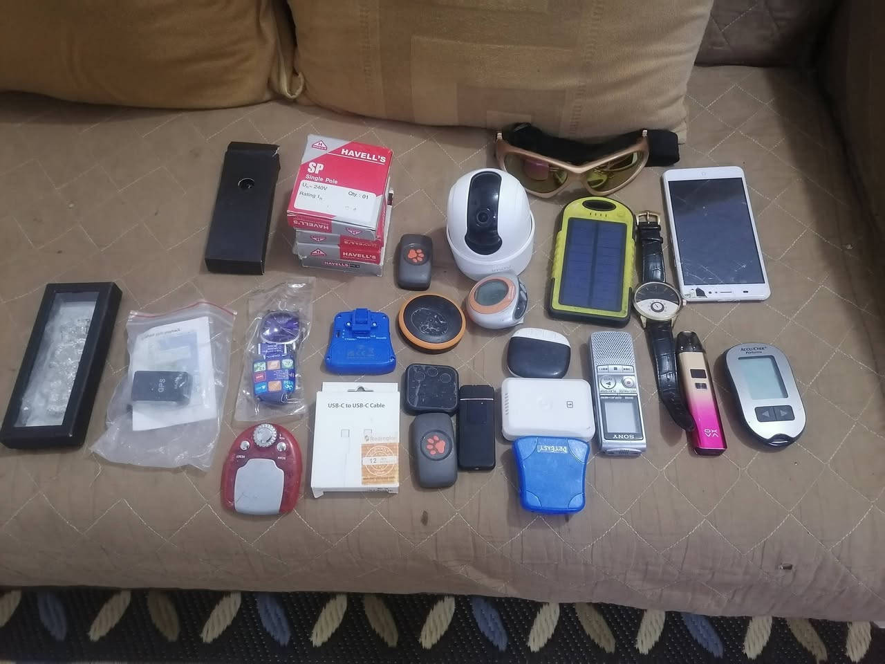 شلعه امزون اسعار مناسبه جدا كتروني وكاميرات ابيع الكل شلع


**إذا كنت صاحب هذا الإعلان وتريد حذفه لأي سبب، رجاءا أرسل رسالة إلى الدعم الفني**