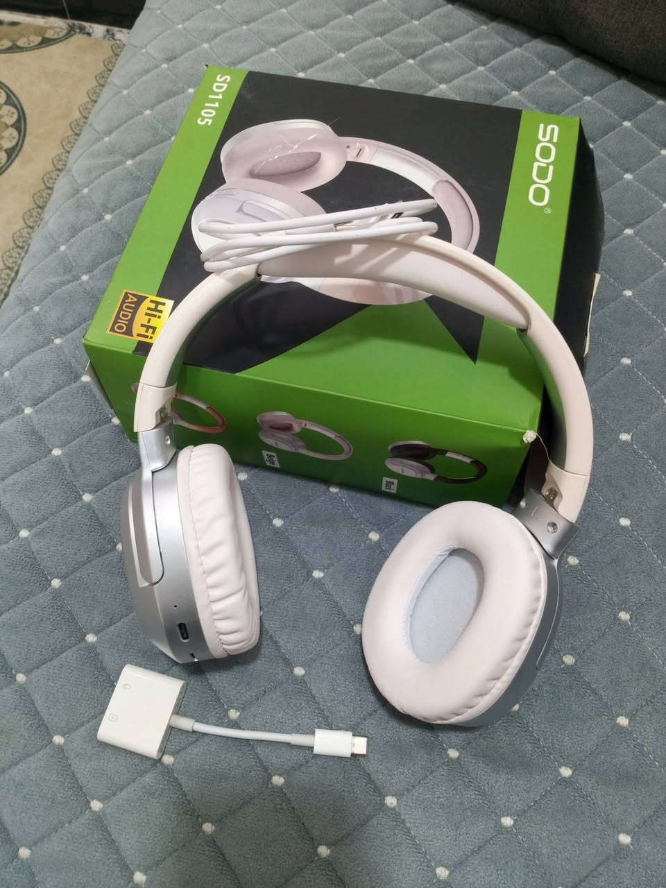 اسلام عليكم سماعه ابلوتوث أو توصاله مال ايباد بعدهن جديدات أسعر اثنينهن 60 شراي اتصل ***********
